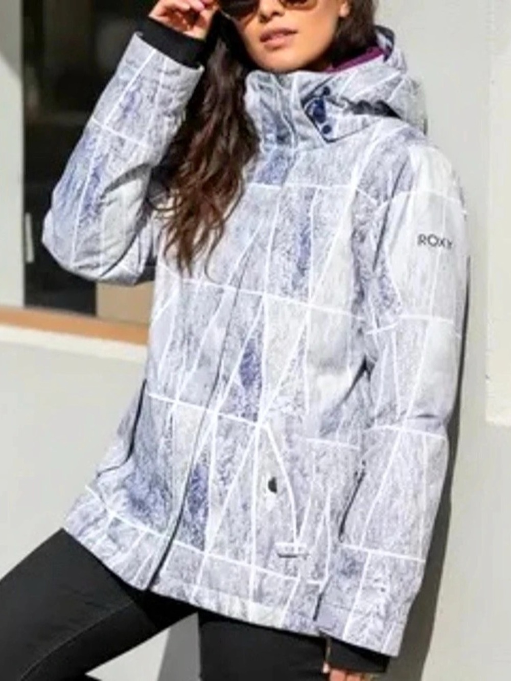 Roxy Women's Ski Jacket in White & Blue